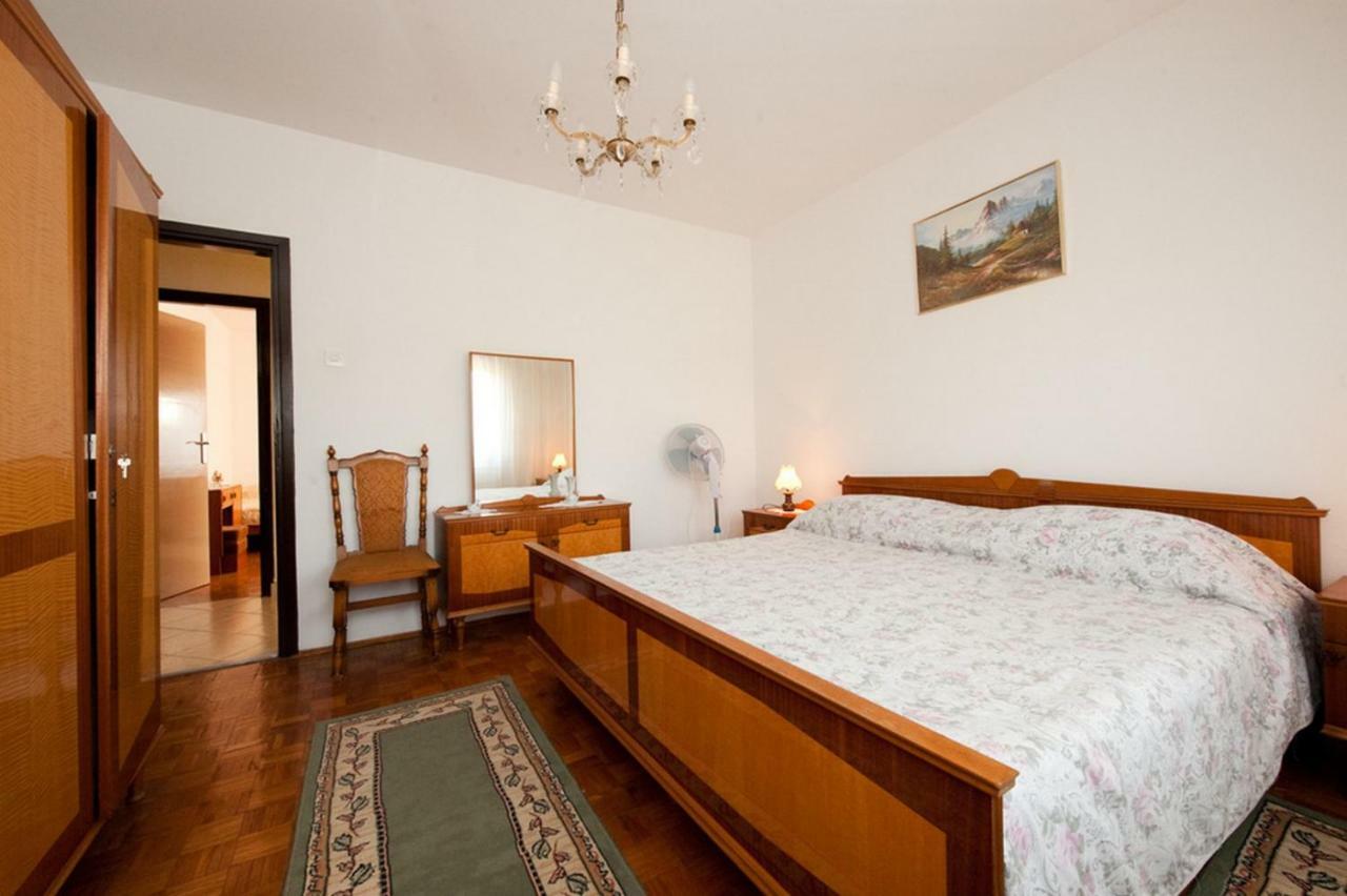 Apartment Patricia Rovigno Esterno foto