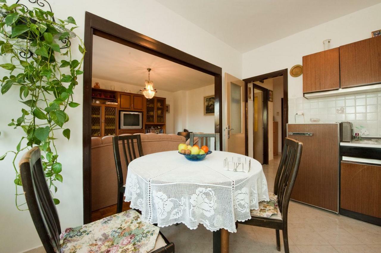 Apartment Patricia Rovigno Esterno foto